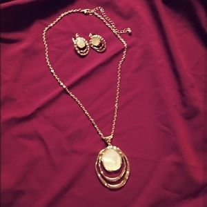 Beautiful Necklace and Earring set